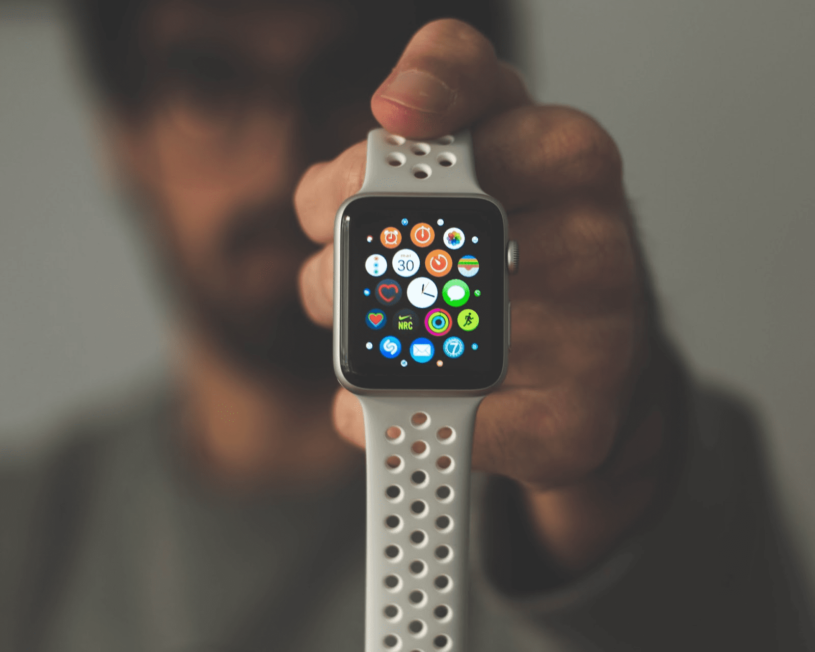 gadgets-that-everybody-uses-smartwatches