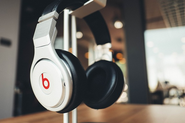 the-rise-of-stylish-headphone-brands